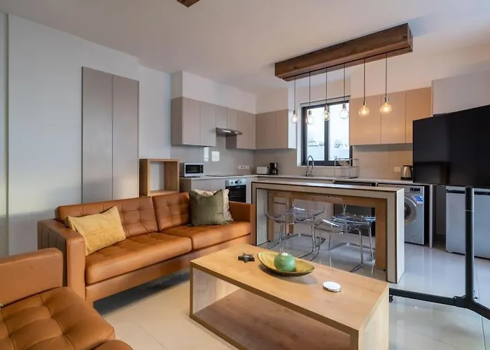 Beachcomber 2-bedroom In Апартаменты *