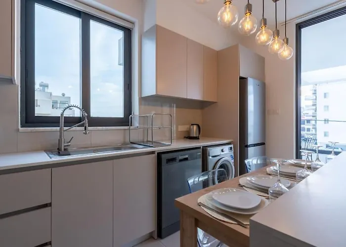 Beachcomber 2-bedroom In Апартаменты