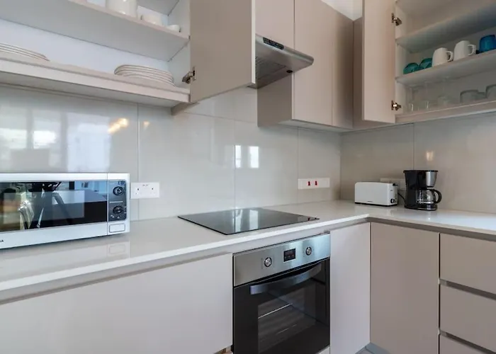 Апартаменты Beachcomber 2-bedroom In *