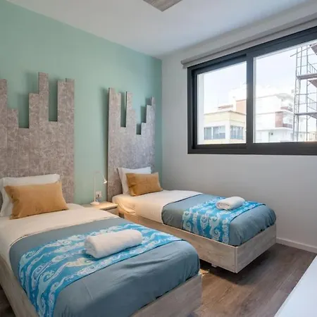 Апартаменты Beachcomber 2-bedroom In